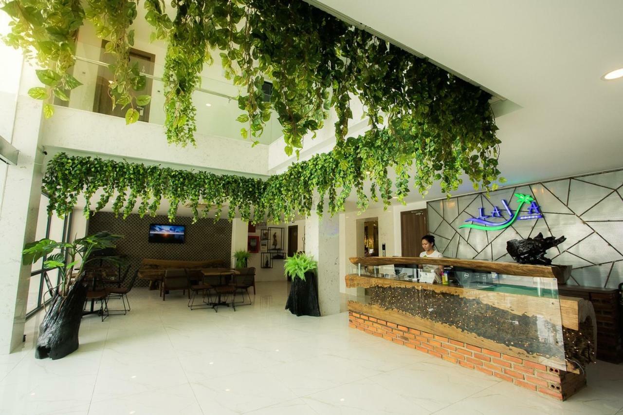 Lava Hotel Nha Trang Buitenkant foto